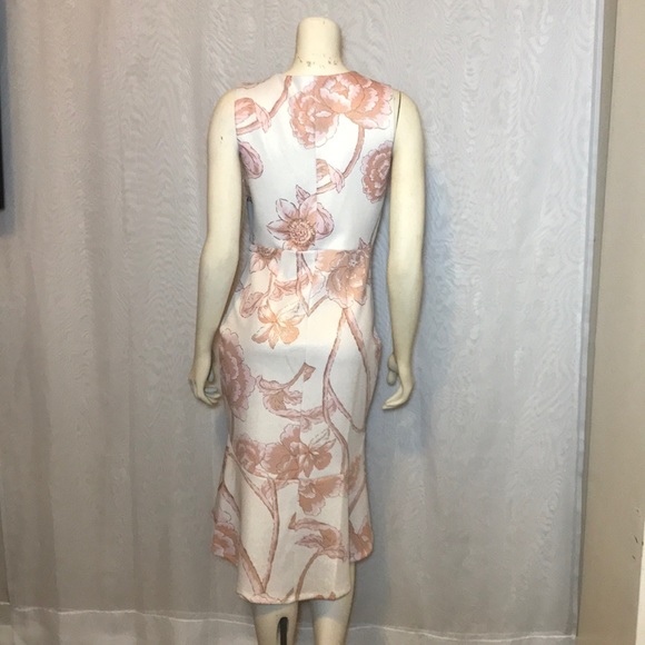 NWT, Enfocus studio shimmery floral dress. Size 6 - Picture 2 of 9
